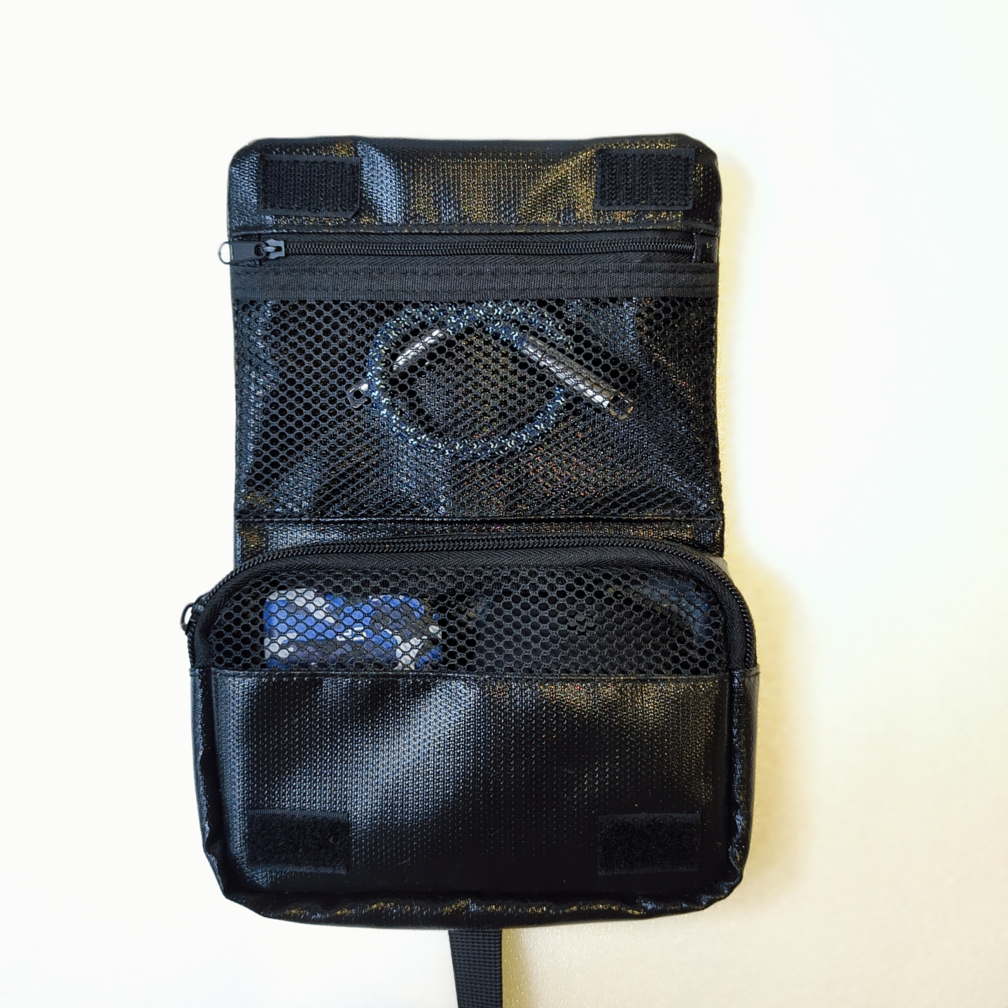 工廠訂製隨身型行動電源阻燃防火收納包-Z123B