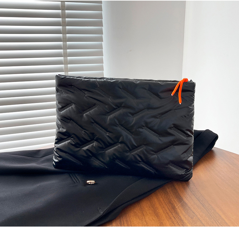 工廠訂製Y2K金屬光筆電包收納包內膽包電腦包-AA044