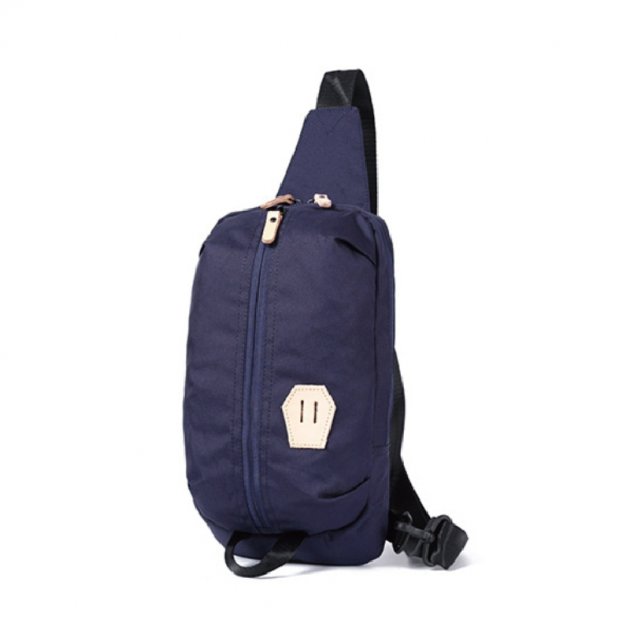 代工休閒單肩胸包